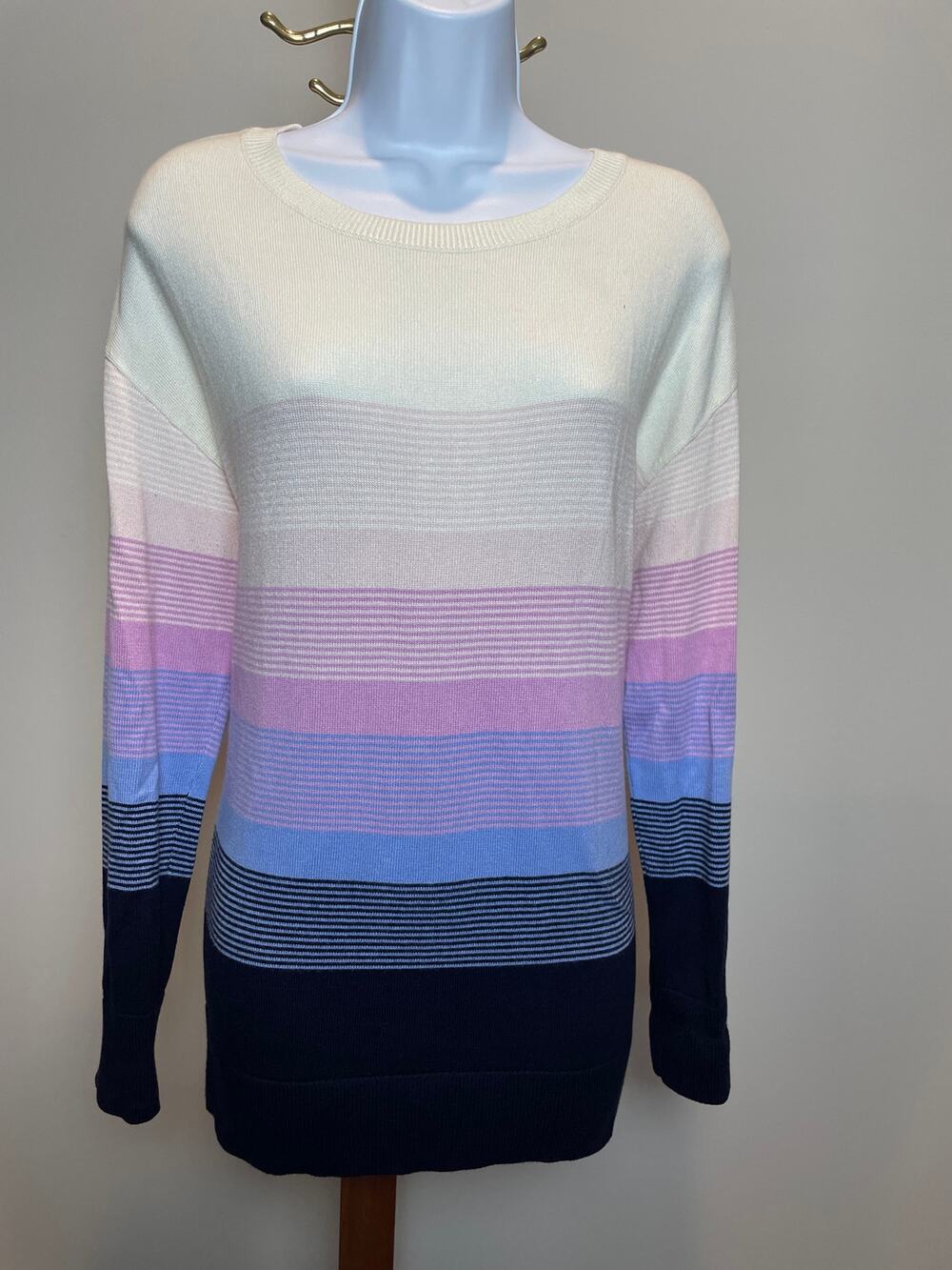 Talbots Cream Purple Ombre Knit Crew‑Neck Sweater Size M Lightweight Cotton